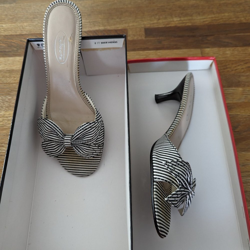 Talbots Black and White Striped Kitten 2" Heels w/ Bow Size 7M Marika 9